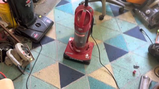 (New Toy) Dirt Devil Dynamite + A special appearance from @techseth смотреть онлайн
