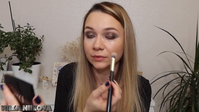 ? Новинка от DIOR палетка NEW LOOK Обзор, свотчи, макияж смотреть онлайн