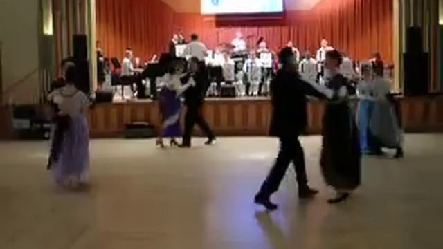 Castle Walk performance by Centuries Historical Dance смотреть онлайн
