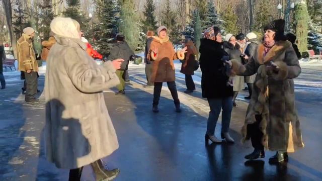 СЕГОДНЯ 13 января 2024 г.А ЧЕМ ЖЕ СЕГОДНЯ ТАНЦЫ ЗАКОНЧИЛИСЬ смотреть онлайн