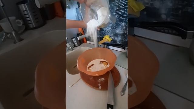 КАК ПРАВИЛЬНО ПРИГОТОВИТЬ БЛИНЧИКИ! ВСЕ ЛЕГКО И ПРОСТО! смотреть онлайн