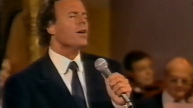 La RESPUESTA de MIGUEL GALLARDO a una CANCIÓN de JULIO IGLESIAS | BAJO LA LUPA смотреть онлайн