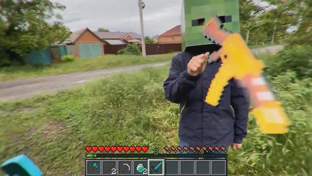 Minecraft in Real Life POV RTX ~ DIAMOND NOOB HOUSE Realistic Minecraft Texture Pack Challenge смотреть онлайн