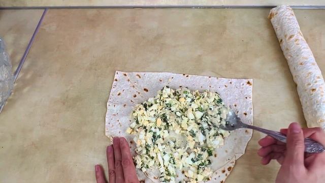 Ленивые пирожки с яйцом и луком смотреть онлайн