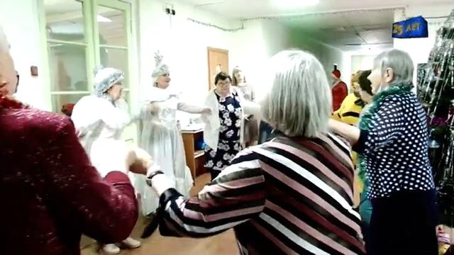 Костюмированный праздник для пожилых людей смотреть онлайн