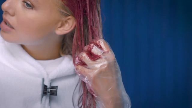 How-To Use Colour & Care 5 Min Colour Boost Hair Mask | Schwarzkopf LIVE