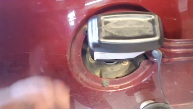 How to put fuel injector cleaner in your car смотреть онлайн