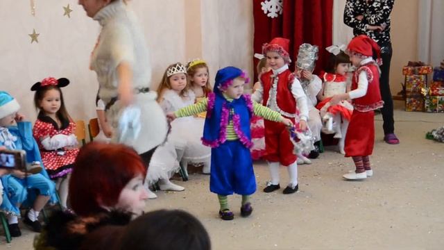 Синий гном жжот , Утреник (Чистый звук) смотреть онлайн