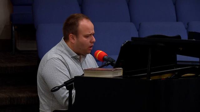 Сверкал в лучах огромный истукан - Юра Говорухин смотреть онлайн