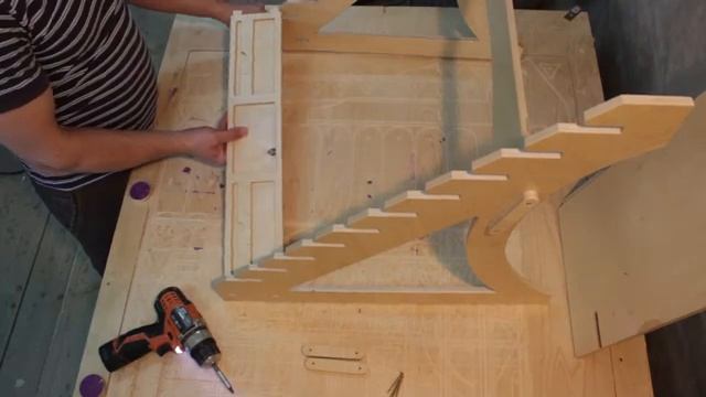 Стойка для ноутбука и компьютера от "Чудо конторки" смотреть онлайн