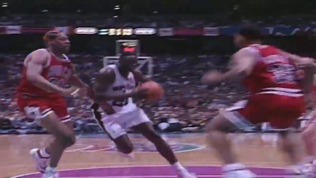 Dennis Rodman, un defensivo espectacular смотреть онлайн