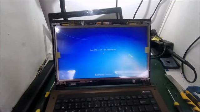 How to Replace Broken LCD Screen of ASUS k43s смотреть онлайн