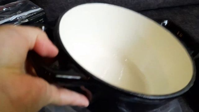 Распаковка — Кастрюля BergHOFF Neo Cast Iron 8500070 смотреть онлайн