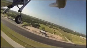ужасное  падение самолета. падение самолета на дерево, вид из кабины.
