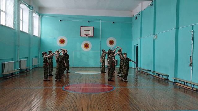 Хореографический коллектив "Ассорти "- танец " Встанем" смотреть онлайн