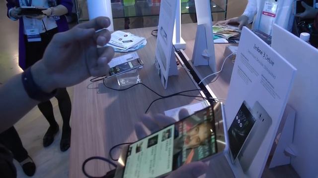 Zenfone 3 Deluxe. Топовый смартфон от Asus. Быстрый Hands-on на Computex