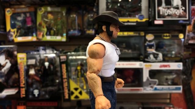 Обзор фигурки Логана-Росомахи — Mezco Marvel 1/12 Logan Figure Review смотреть онлайн