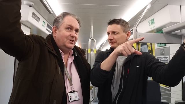 Let's Ride The New Class 777 Trains смотреть онлайн