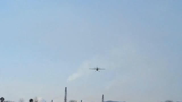 EDGE540 50 Red Bull Cross Wind Landing смотреть онлайн