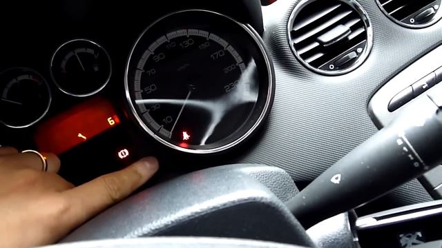 Peugeot 308 - How to reset service interval display смотреть онлайн