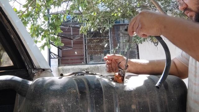 remplazando el flotador de la bronco смотреть онлайн