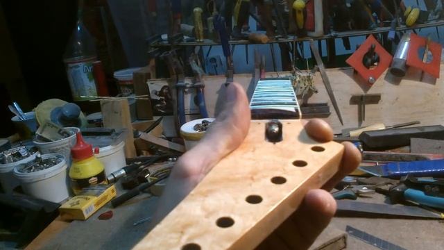 модернизация грифа электрогитары Warmoth (Custom),(замена канта.ладов и порожка), смотреть онлайн