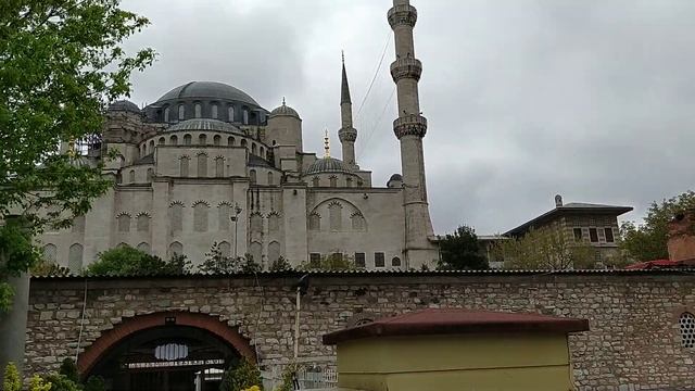 Arasta Bazaar смотреть онлайн