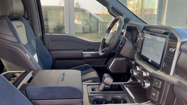 Ford F-150 Raptor MY2022 смотреть онлайн