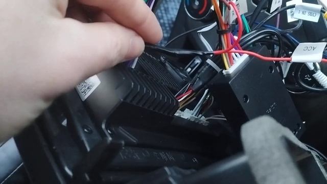 Установка ГУ Teyes CC3L на Авео Т300 3часть подключения камеры заднего вида смотреть онлайн