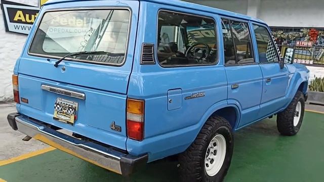AutoPedal vende excelente Toyota SAMURAY 1986 Aut 4x4 смотреть онлайн