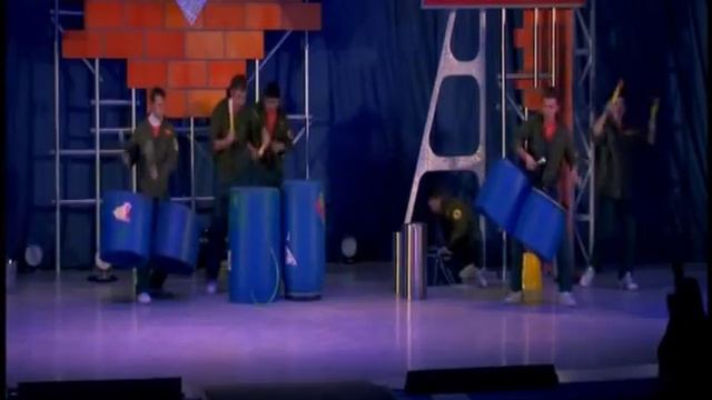 Шоу барабанщиков "Hammers" _STOMP STYLE_ смотреть онлайн