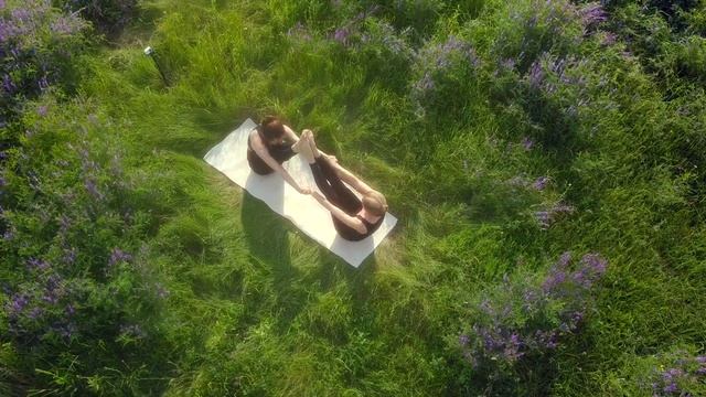 Йога дуэт: Александра Коваленко и Татьяна Приходько. смотреть онлайн