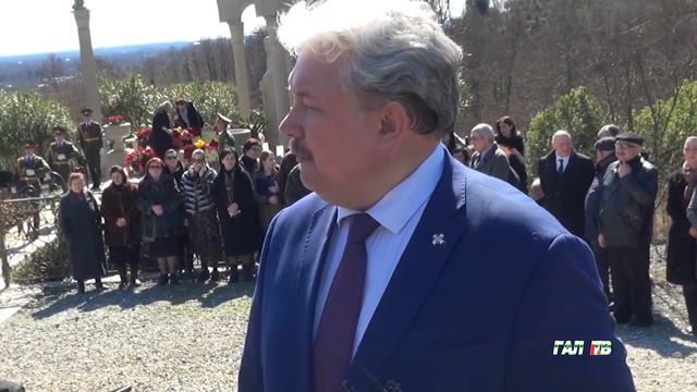 СВЕТЛОЙ ПАМЯТИ СЕРГЕЯ БАГАПШ ПОСВЯЩАЕТСЯ… смотреть онлайн
