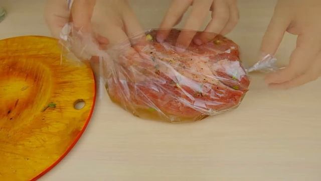 Мясо в рукаве и медовая глазурь для румяной корочки смотреть онлайн