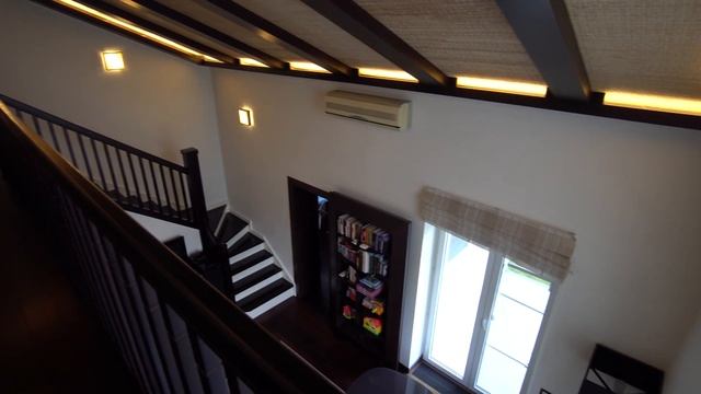 Готовый дом с бассейном, со своим причалом и лесом! смотреть онлайн