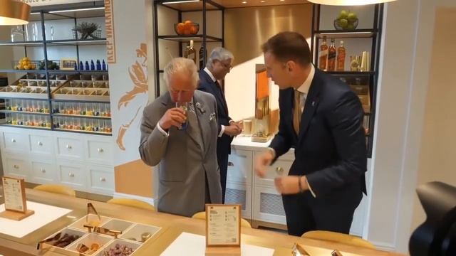 Принца Гарри оставили без жилья. Принц Чарльз решил оставить лондонский дом сыну Кейт Миддлтон смотреть онлайн