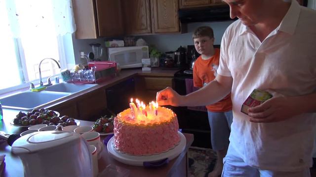 Fanny 4   Отмечаем день Рождение Лизы.