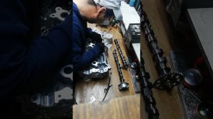 Ремонт постел и правильная укладка распредвалов Toyota 2TR-FE 2.7 литра