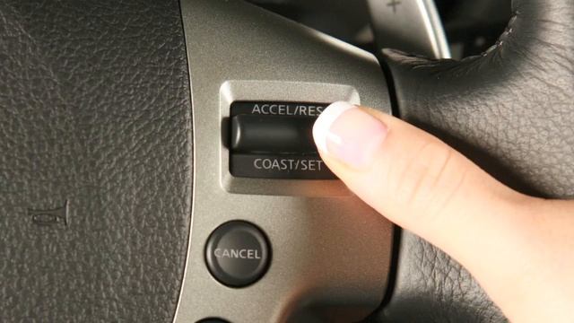 2012 NISSAN Rogue - Cruise Control смотреть онлайн