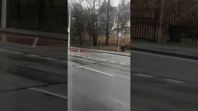 дорога домой|вид из окна трамвая Словакия|дождливая Братислава| rainy Bratislava|ulice Bratislavy смотреть онлайн