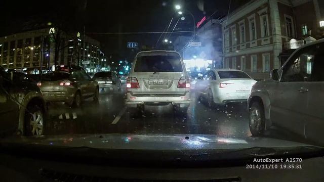 Табло слепит на перекрестке Компрос Ленина смотреть онлайн
