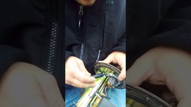 1997 Toyota Corolla replacing the fuel pump easy and quick смотреть онлайн