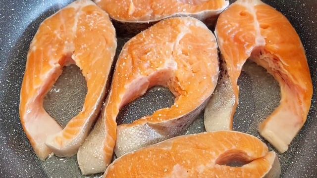 Я БОЛЬШЕ НЕ ЖАРЮ РЫБУ❗ Нежнейший рецепт, который ТАЕТ ВО РТУ! #рыба #лосось смотреть онлайн