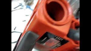 ПРОТЕКАЕТ БЕНЗИН В БЕНЗОПИЛЕ JONSERED CS 2137 что и  Partner, и McCulloch, , замена бензопатрубков.