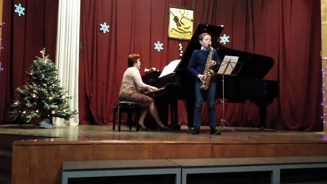 Самойленко Женя выступает на классном концерте. Декабрь 2018 г. смотреть онлайн