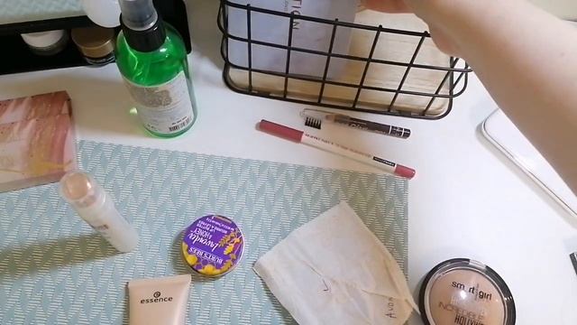 Разбираю косметику ☕| зачем столько?! тени, хайлайтеры, Крема | всё люблю ? смотреть онлайн