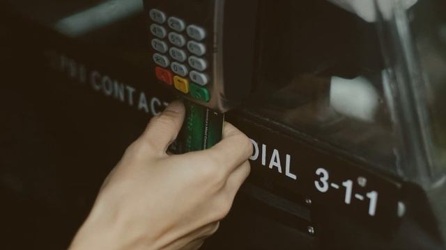 Можно ли украсть деньги с карты зная только номер карты? смотреть онлайн