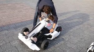 Гонки на машинах на пульте управления на Почтовой Площади ?