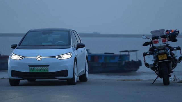 VW ID3 4K смотреть онлайн