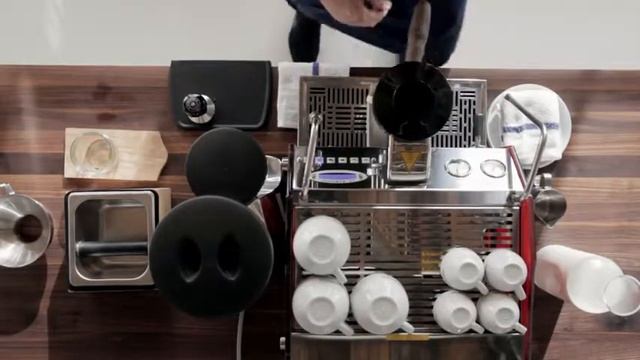 De'Longhi EC155 15 BAR Pump Espresso and Cappuccino Maker Semi Automatic Pump Espresso смотреть онлайн